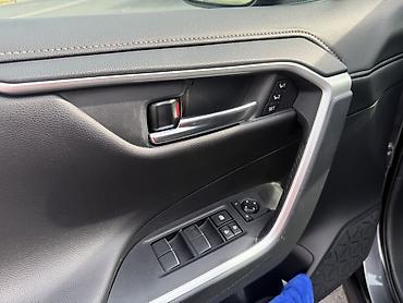 tayota auris: Toyota RAV4: 2021 г., Гибрид — 10