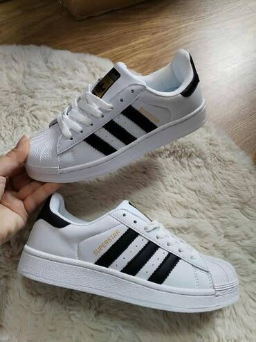 new yorker нови пазар: Adidas superstar patike
Novo
Brojevi 36 do 41
fb Moja Kupovina 1 na lalafo.rs new yorker нови пазар: Adidas superstar patike
Novo
Brojevi 36 do 41
fb Moja Kupovina 1