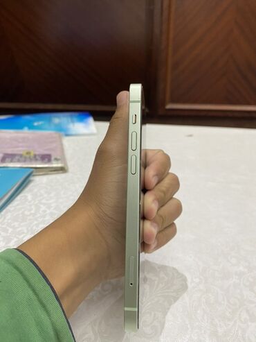 Apple iPhone: IPhone 12, Б/у, 128 ГБ, Зеленый, Защитное стекло, Чехол, 79 % — 4