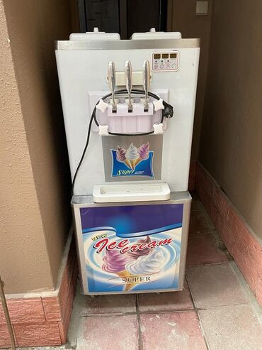 dondurma aparatlari: Dondurma aparati yenidir. Bir defe isledilib. Hec bir prablemi yoxdur