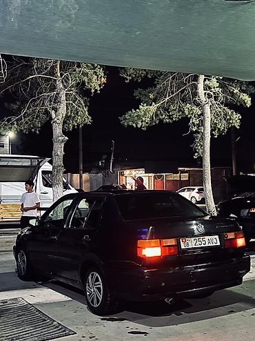 е34 4 4: Volkswagen Vento: 1994 г., 2 л, Автомат, Бензин, Седан — 5