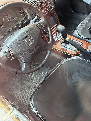 legend: Honda Legend: 1995 г., 3.2 л, Автомат, Бензин, Седан — 4