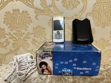 компьютерная машина для жемчуга: Blackberry Pearl 8100, Колдонулган, түсү - Ак, 1 SIM