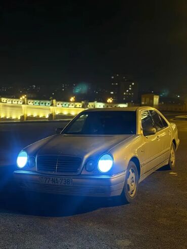 ремонт мерседес: Mercedes-Benz E 220: 2 л | 1997 г. Седан