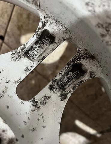 Колеса в сборе: Колеса в сборе R 15, Зима, Б/у, Комплект, Литые, отверстий - 5 at lalafo.kg — 8 Колеса в сборе: Колеса в сборе R 15, Зима, Б/у, Комплект, Литые, отверстий - 5 — 8