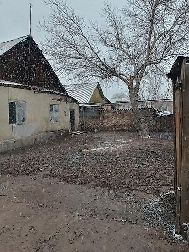 Продажа коттеджей и домов: Продаю дом. Находится по ул. Тюлебердиева, в ста метрах от перекрестка — 8