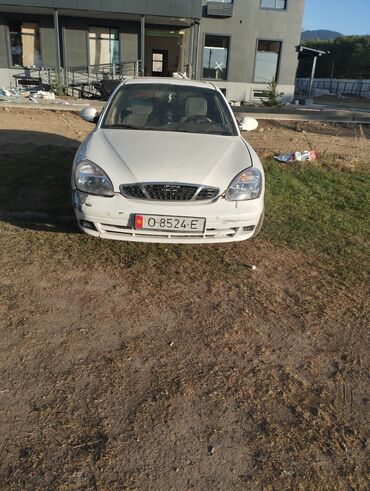 электромобиль neta: Daewoo Nubira: 2000 г., 1.5 л, Механика, Бензин, Седан