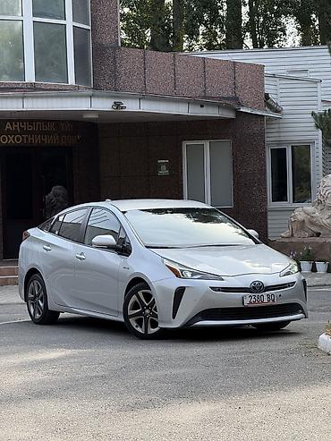 Toyota: Toyota Prius: 2019 г., Вариатор, Бензин — 1