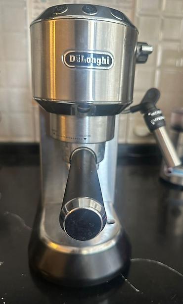 delongi: Delonghi Dedica EC685 espresso maşını - Kompakt, paslanmayan poladdan — 2