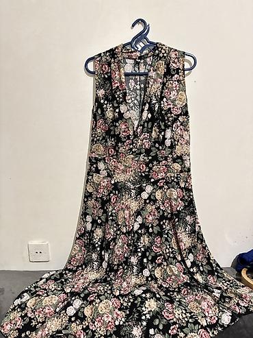 L-xl razmer. 20azn. Defektsiz, təzə kimi lalafo.az -da L-xl razmer. 20azn. Defektsiz, təzə kimi