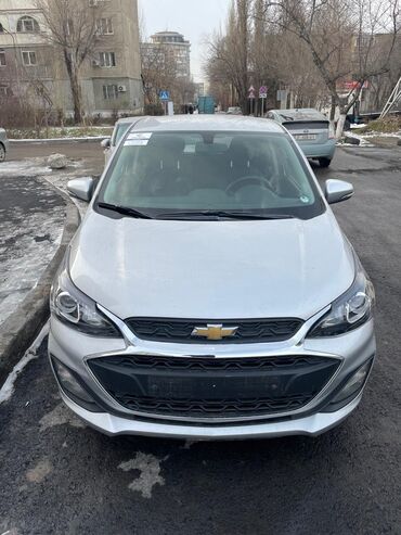 Chevrolet: Chevrolet Spark: 2018 г., 1 л, Автомат, Бензин, Хэтчбэк