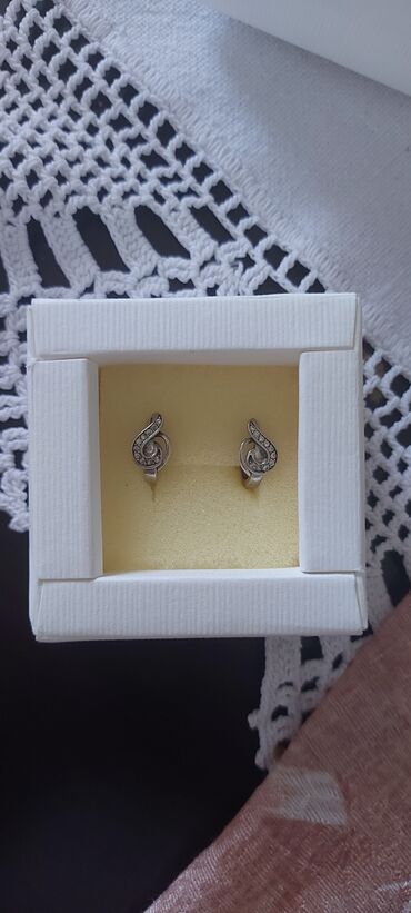 dukserice nike: Clip-on earrings, Swarovski, Material: Silver