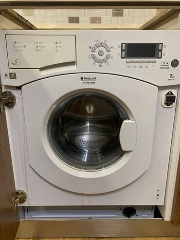 Стиральные машины: Стиральная машина Hotpoint Ariston, 7 кг, Автомат, Без сушки