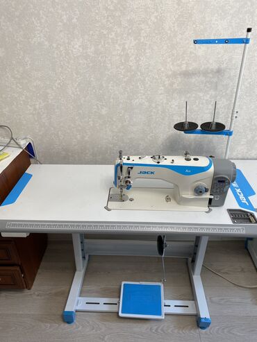 Швейные машины: Швейная машина Jack, Вышивальная, Автомат
