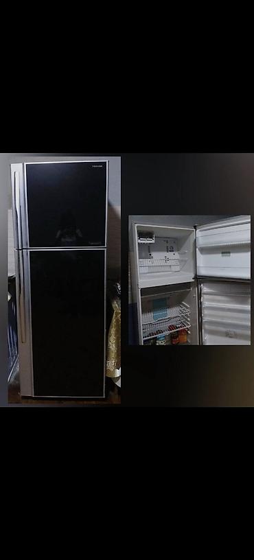 Toshiba soyuducu 440 azn Olcusu 1.70 uzunu derinliyi 64 sm eni 66 sm