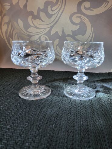 Čaše: Case za dvoje,kristal,rucni rad za zestoko pice iz 70ih. Case su na lalafo.rs — 2 Čaše: Case za dvoje,kristal,rucni rad za zestoko pice iz 70ih. Case su — 2