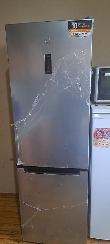 Indesit ikiqapılı soyuducu, paslanmayan polad (inox) korpusla. Üst lalafo.az -da Indesit ikiqapılı soyuducu, paslanmayan polad (inox) korpusla. Üst