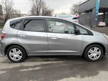 Honda: Honda Fit: 2008 г., 1.5 л, Автомат, Бензин