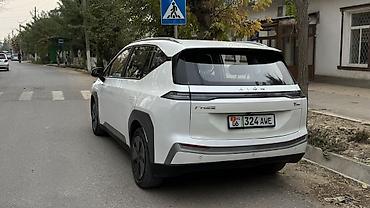 тойота 105 кузов: Электромобиль AION Y Plus в белом цвете. Современный компактный — 3