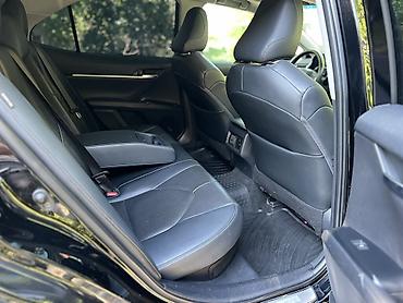Toyota: Toyota Camry: 2019 г., 2.5 л, Вариатор, Гибрид, Седан — 6