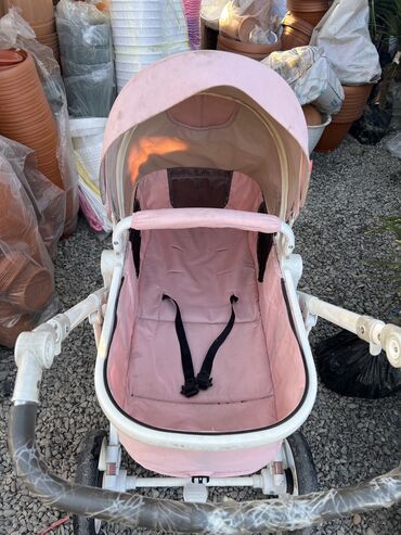 коляска hot mom 2 в 1: Коляска, цвет - Розовый, Б/у