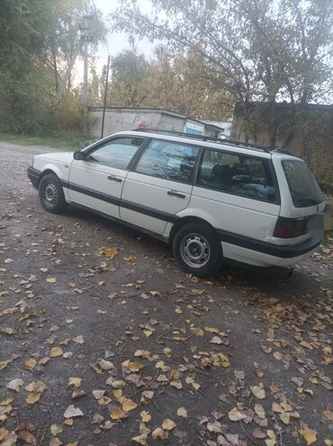 фолсфаген пассат: Volkswagen Passat: 1993 г., 2 л, Механика, Бензин, Универсал