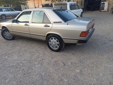Mercedes-Benz: Mercedes-Benz 190: 2 l | 1987 il Sedan -da lalafo.az — 7 Mercedes-Benz: Mercedes-Benz 190: 2 l | 1987 il Sedan — 7