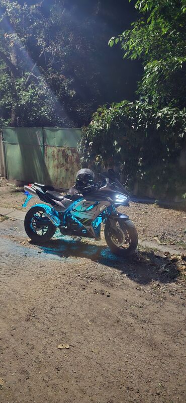 Мотоциклы: Спортбайк Kawasaki, 200 куб. см, Бензин, Взрослый, Б/у — 3