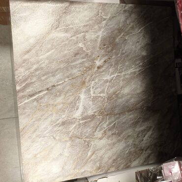 Tapete: Samolepljive PVC podne ploče – efekat mermera - Materijal — 9