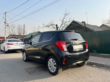 Chevrolet: Chevrolet Spark: 2018 г., 1 л, Вариатор, Бензин, Хэтчбэк — 4