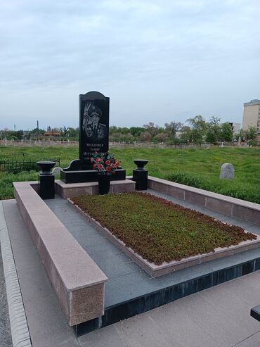 мастера по дереву: Облицовка надгробий, Изготовление табличек, Чистка могил | Металл, Мозаика, Дерево | Оформление, Установка