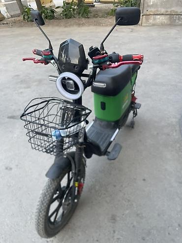 велосипед мото: Электрический скутер (городской e-bike) - Компоновка: низкая рама с — 1