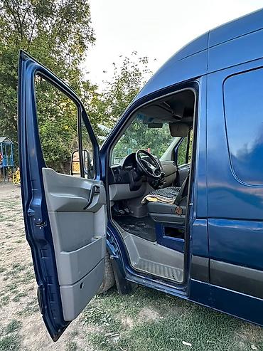кабина спринтер: Mercedes-Benz Спринтер: 2007 г., 2.2 л, Механика, Дизель, Фургон — 8