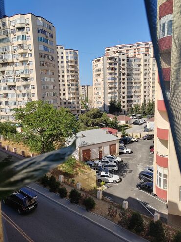 azadliqda kiraye evler 2020: Kirayə verilir 2 otaqlı mənzil. Mənzil yaşayış üçün lazım olan mebel