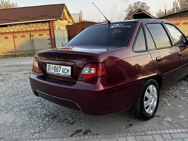 бусик машина: Daewoo Nexia: 2010 г., 1.6 л, Механика, Бензин