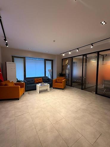 Коммерческая недвижимость: İcarəyə verilir 8 otaqlı ofis 200 m², Nəriman Nərimanov m. Daha 7 — 9