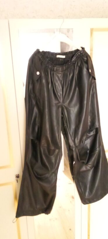 Digər: Bershka brendi hər biri 1-2 dəfə geyilib, xl standart real alan zəng