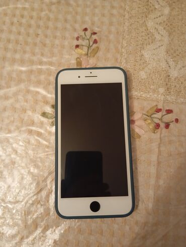 Apple iPhone: IPhone 8 Plus, 64 GB, Qızılı, Zəmanət, Face ID