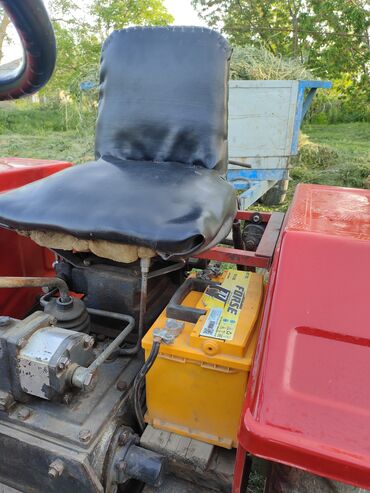 Traktorlar: Traktor TRAKTOR motor 10 l, İşlənmiş -da lalafo.az — 6 Traktorlar: Traktor TRAKTOR motor 10 l, İşlənmiş — 6