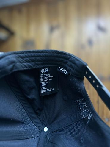 kepka: H&M Divided kepka – “MEOW” detalı, pişik qulaqlı — 2