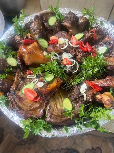 Баранина: Готовим Таш кордо на заказ.Блюдо украшено свежей зеленью, кольцами — 5