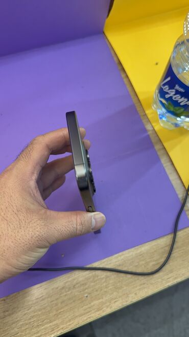 Apple iPhone: IPhone 15 Pro, Б/у, 256 ГБ, 85 % — 11