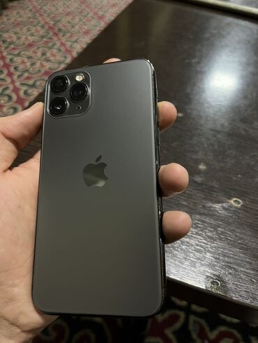 Apple iPhone: IPhone 11 Pro, Б/у, 256 ГБ, Natural Titanium, Защитное стекло