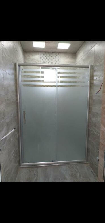 Duş kabinaları, arakəsmələr: Yeni Üstü açıq kabina, Künc üçün, Pulsuz çatdırılma — 27
