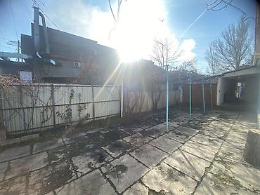 Продажа коттеджей и домов: Продается участок 4 сотки, в районе Аламедин-1, все условия для жизни — 4