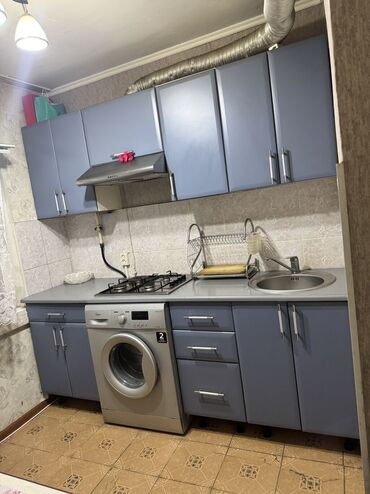 купить квартиру в бишкеке 6 микрорайон: 1 бөлмө, 30 кв. м, 104-серия, 1 кабат, Эски ремонт
