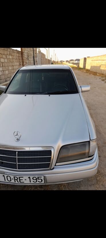mercedes c dizel: Mercedes-Benz 220: 2.2 l. | 1995 il | Sedan
