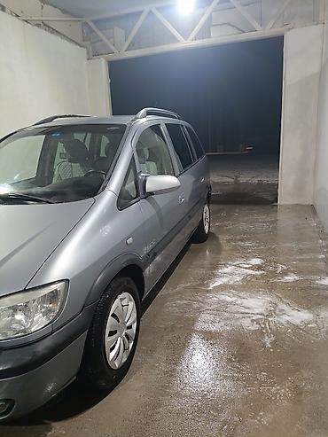 Opel: Opel Zafira: 2003 г., 2.2 л, Механика, Бензин, Минивэн — 4