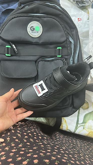Детская обувь: Продаю кроссовки Skechersдетские,размер 33,5-21см.Одевали всего один — 2