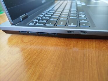 Lenovo: AMD Ryzen 7, 16 GB OZU, 15.6 " — 8